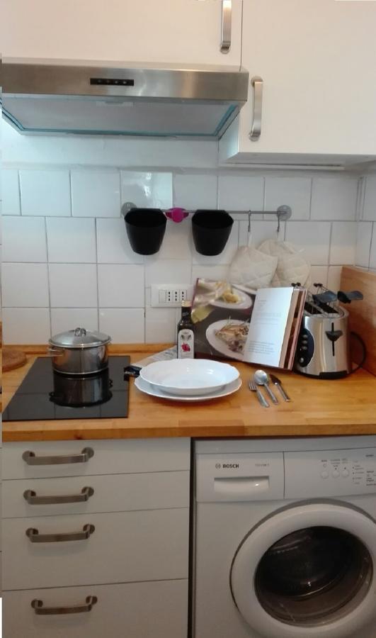 Nice Apartment In Milano, Close To Undergrond M3 Buitenkant foto