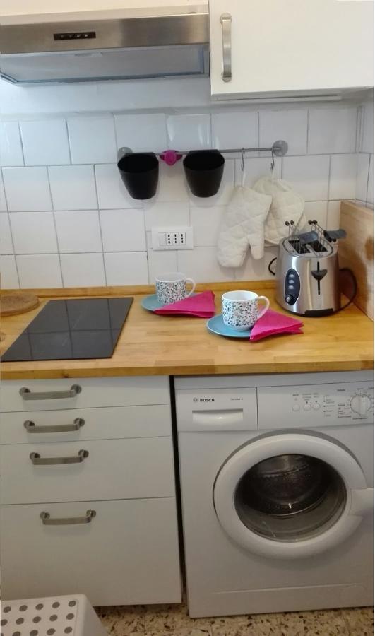 Nice Apartment In Milano, Close To Undergrond M3 Buitenkant foto