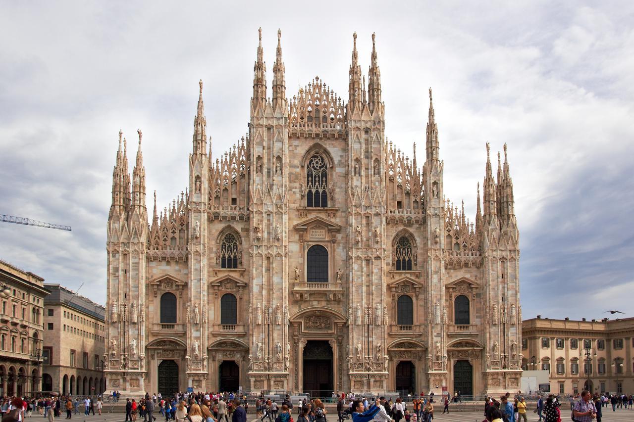 Nice Apartment In Milano, Close To Undergrond M3 Buitenkant foto